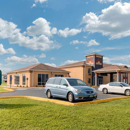 Quality Inn Cadiz Exterior photo